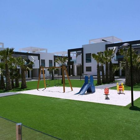 Апартаменты Oasis Beach IX Puntaprima Торевьиа Экстерьер фото