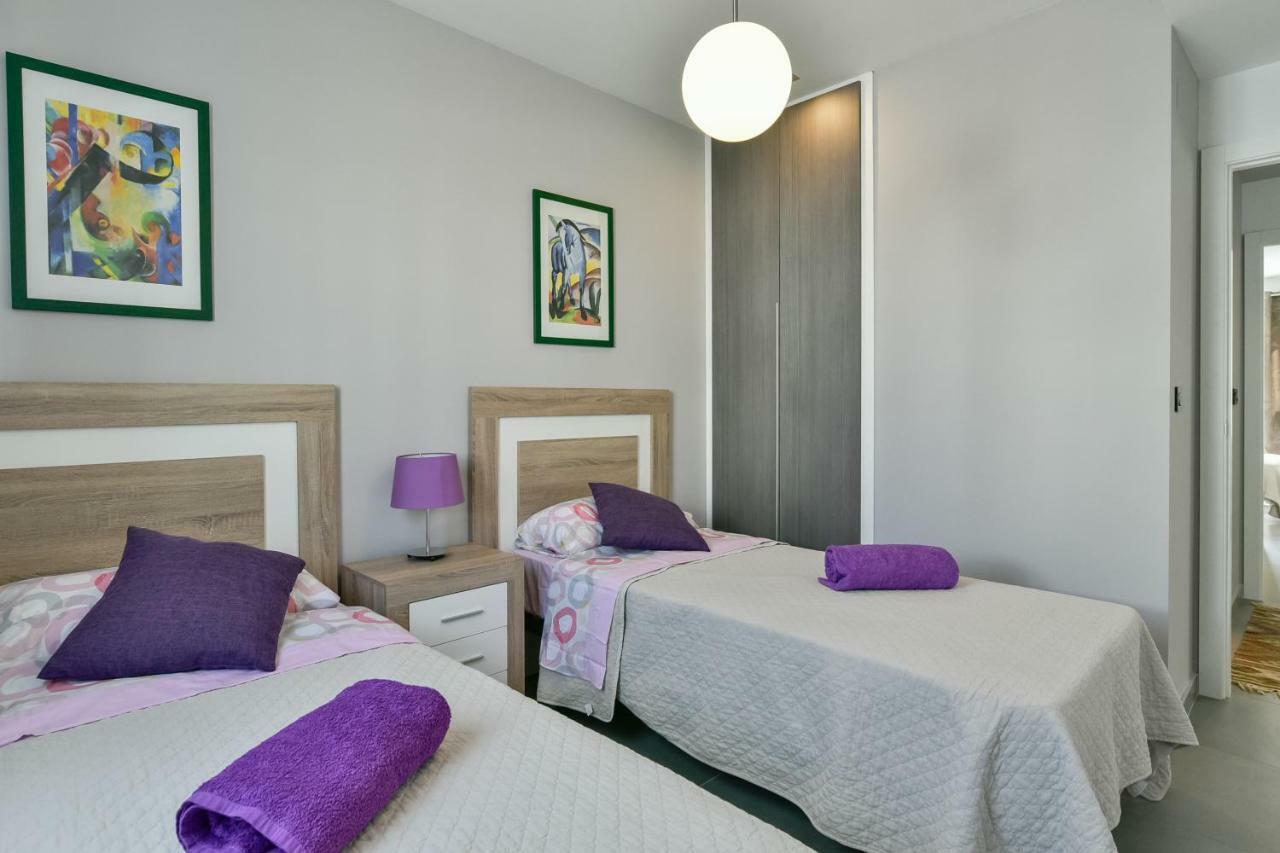 Апартаменты Oasis Beach IX Puntaprima Торевьиа Экстерьер фото